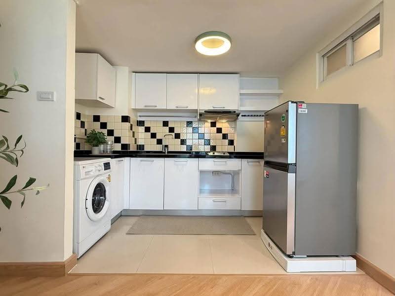 Chateau In Town Ratchada 17, Bangkok, Ratchadaphisek, Din Daeng, Bangkok, 2 Bedrooms, 48 sqm, Condo For Sale, by Nami E., 500545784 - DDproperty.com
