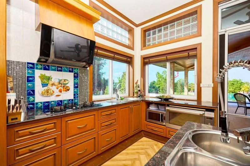 undefined, Chon Buri (Pattaya), Poong, Bang Lamung (Pattaya), Chon Buri (Pattaya), 6 Bedrooms, 780 sqm, Villa For Sale, by Chalisa Kitilimtrakul, 500545915 - DDproperty.com