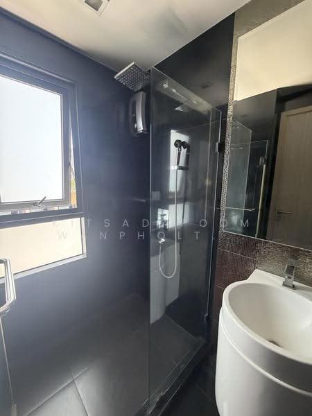 Rhythm Sukhumvit 36-38, Bangkok, 55 Soi Sukhumvit 36, Sukhumvit Road, Phra Kanong, Khlong Toei, Bangkok, 1 Bedroom, 45 sqm, Condo For Rent, by Kitsadapoom Wanpholthong, 500545966 - DDproperty.com