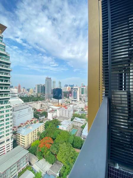Noble State 39, Bangkok, 35 Soi Sukhumvit 39, Khlong Tan Nua, Watthana, Bangkok, 1 Bedroom, 30 sqm, Condo For Rent, by Chanon Phangchienghien, 500546016 - DDproperty.com