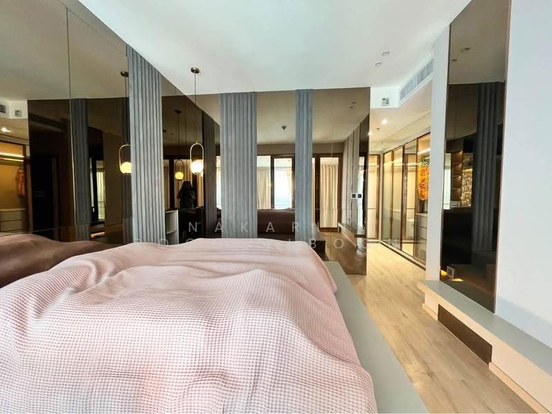 The Emporio Place, Bangkok, 93 Soi Sukhumvit 24, Sukhumvit Road, Khong Tan, Khlong Toei, Bangkok, 1 Bedroom, 83 sqm, Condo For Rent, by Nakarin Sookpaiboon, 500546082 - DDproperty.com
