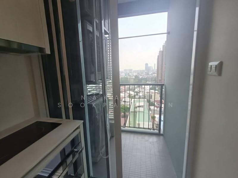 The Saint Residences Ladprao, Bangkok, 588 Vibhavadi-Rangsit Road, Jom Phon, Chatuchak, Bangkok, 1 Bedroom, 30 sqm, Condo For Rent, by Nakarin Sookpaiboon, 500546131 - DDproperty.com