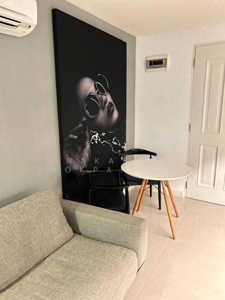 The Clover Thonglor Residence : เดอะ โคลเวอร์ ทองหล่อ เรสซิเดนซ์, กรุงเทพ, ซอยสุขุมวิท 55, คลองตันเหนือ, วัฒนา, กรุงเทพ, 40 ตร.ม., คอนโด ให้เช่า, โดย Nakarin Sookpaiboon, 500546154 - DDproperty.com