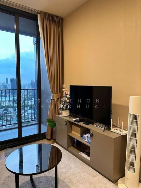Oka Haus Sukhumvit 36, Bangkok, 3399 Rama 4 Road, Khong Tan, Khlong Toei, Bangkok, 1 Bedroom, 35 sqm, Condo For Rent, by Sasithon Phonchuai, 500546400 - DDproperty.com