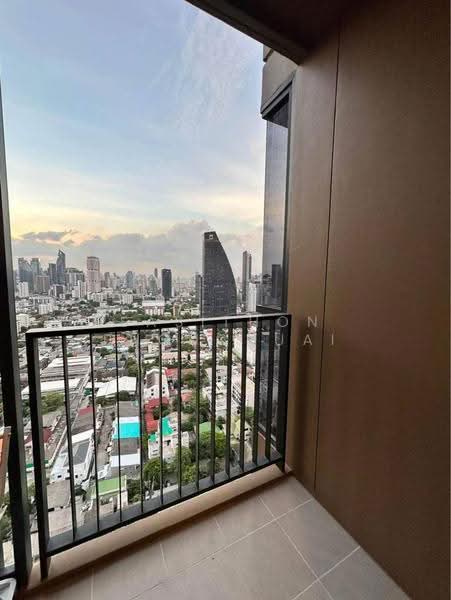 Oka Haus Sukhumvit 36 : โอกะ เฮ้าส์ สุขุมวิท 36, กรุงเทพ, 3399 ถนนพระรามที่ ๔, คลองตัน, คลองเตย, กรุงเทพ, 35 ตร.ม., คอนโด ให้เช่า, โดย Sasithon Phonchuai, 500546400 - DDproperty.com