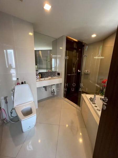 Rhythm Sukhumvit 44/1, Bangkok, Sukhumvit Road, Phra Kanong, Khlong Toei, Bangkok, 2 Bedrooms, 68 sqm, Condo For Sale, by Sasithon Phonchuai, 500546453 - DDproperty.com