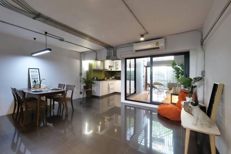 5-BR Townhouse, Bangkok, Khlong Tan Nua, Watthana, Bangkok, 5 Bedrooms, 495 sqm, Townhouse For Sale, by Nicha Na Lampang, 500546455 - DDproperty.com