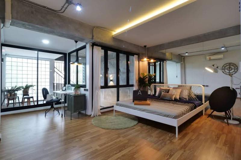 5-BR Townhouse, Bangkok, Khlong Tan Nua, Watthana, Bangkok, 5 Bedrooms, 495 sqm, Townhouse For Sale, by Nicha Na Lampang, 500546455 - DDproperty.com