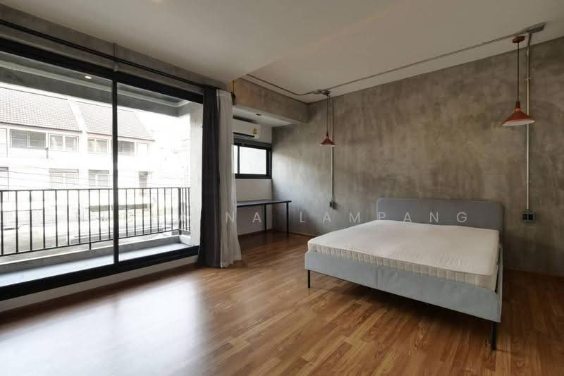 ทาวน์เฮ้าส์ 5-ห้องนอน, กรุงเทพ, คลองตันเหนือ, วัฒนา, กรุงเทพ, 495 ตร.ม., Townhouse ขาย, โดย Nicha Na Lampang, 500546455 - DDproperty.com