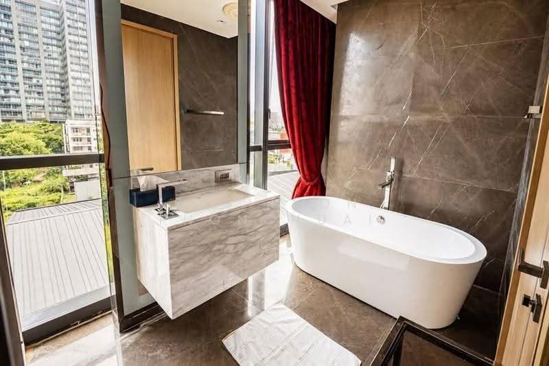 The Monument Thonglor, Bangkok, 998 Thonglor Road, Khlong Tan Nua, Watthana, Bangkok, 2 Bedrooms, 125 sqm, Condo For Sale, by Sasithon Phonchuai, 500546499 - DDproperty.com