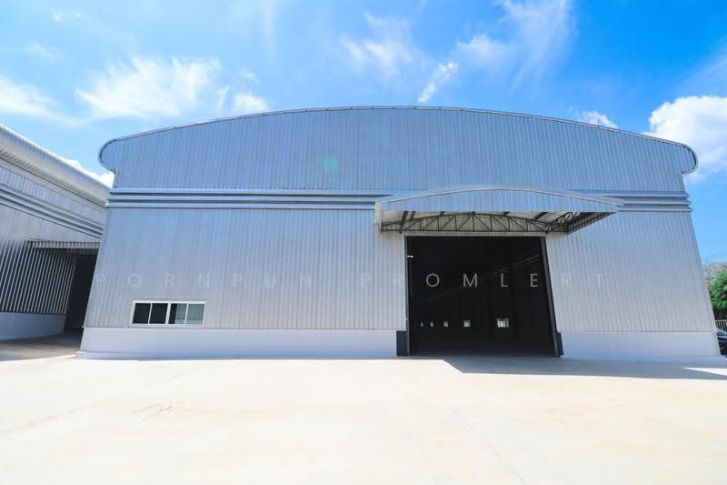 FOR RENT BRAND-NEW STAND-ALONE FACTORY & WAREHOUSE, Chon Buri (Pattaya) Ban Bung, Chonburi, Chon Buri (Pattaya), Nong I-run, Ban Bung, Chon Buri (Pattaya), , 6,000 sqm, Warehouse/Factory For Rent, by Pornpun Promlert, 500546546 - DDproperty.com