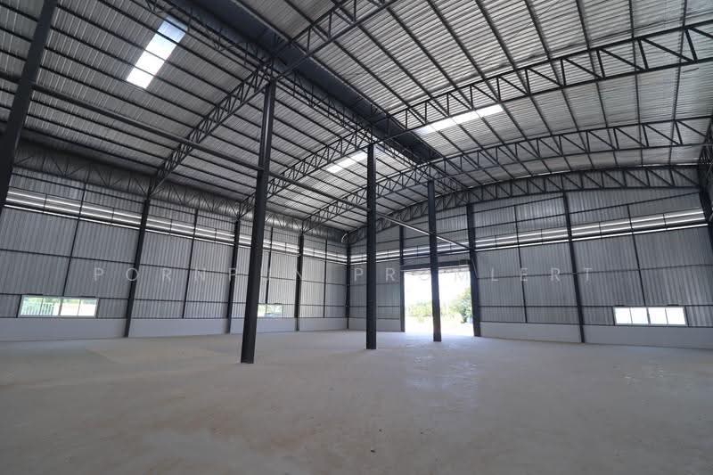 FOR RENT BRAND-NEW STAND-ALONE FACTORY & WAREHOUSE, Chon Buri (Pattaya) Ban Bung, Chonburi, Chon Buri (Pattaya), Nong I-run, Ban Bung, Chon Buri (Pattaya), , 6,000 sqm, Warehouse/Factory For Rent, by Pornpun Promlert, 500546546 - DDproperty.com