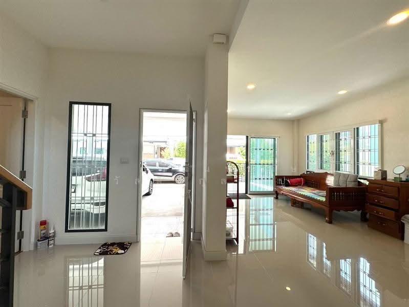 Centro Ratchapruek 2, Nonthaburi, Bang Kruai - Sai Noi Road, Bang Krang, Muang Nonthaburi, Nonthaburi, 4 Bedrooms, 190 sqm, Single Detached House For Sale, by คุณ ภรนันท์ปภัษฬ์ สวัสดิยกุล (ปู), 500546653 - DDproperty.com