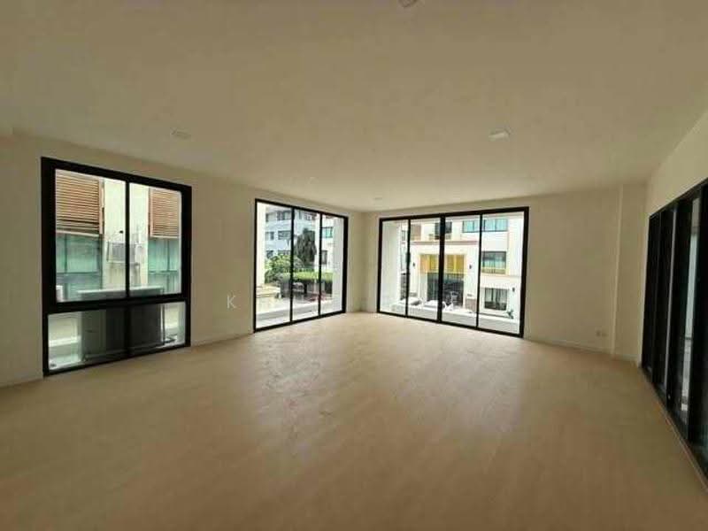 อาคารสำนักงาน 4 ชั้น รัชดา รีโนเวทใหม่ ใกล้สถานทูตลาว ( SPSEVE2328 ), กรุงเทพ, ประชาอุทิศ, วังทองหลาง, กรุงเทพ, 600 ตร.ม., สำนักงาน ให้เช่า, โดย Khun Eve, 500546660 - DDproperty.com