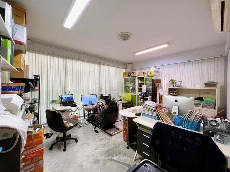 บ้านโชคประชา (Chokpracha), bangkok, ถนนเทิดราชัน, Si Khan, Don Mueang, Bangkok, 4 Bedrooms, 300 sqm, Single Detached House For Sale, by คุณ พิมพ์ชนา นิธิภัทร์บวรยิ่ง (แคนดี้), 500546736 - DDproperty.com