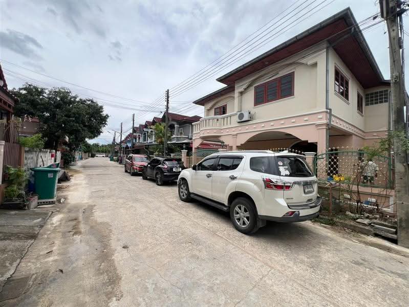 บ้านอธิเชฐธานี (Baan Athi Chet Thani), Pathum Thani, ถนนปทุมธานี-บางเลน (346), Chiang Rak Yai, Sam Khok, Pathum Thani, 4 Bedrooms, 200 sqm, Single Detached House For Sale, by คุณ ปิยะพงษ์ อินทโต (ต๊าฟ), 500546853 - DDproperty.com