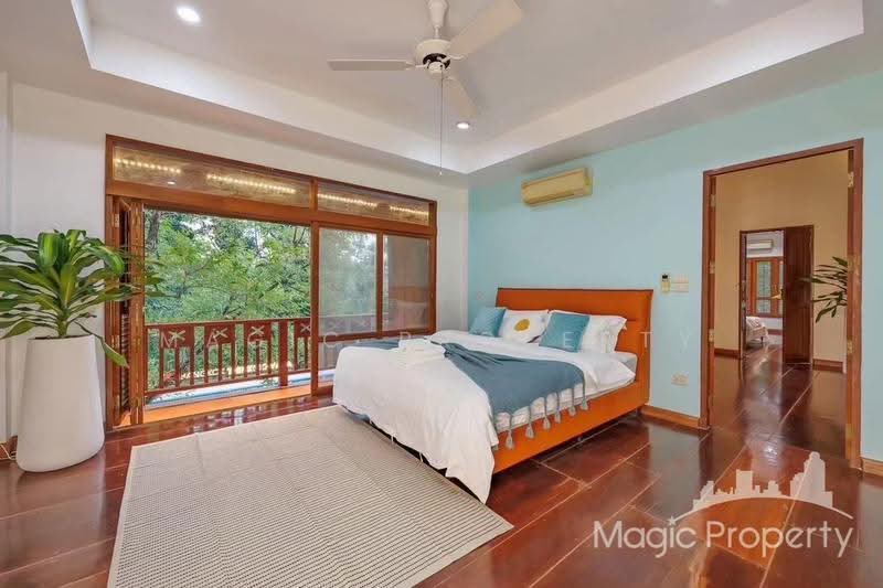Luxury Pool Villa For Rent in Soi Pattanakarn 20, bangkok, Suan Luang, Bangkok, 8 Bedrooms, 800 sqm, Single Detached House For Rent, by Magic Property, 500546855 - DDproperty.com