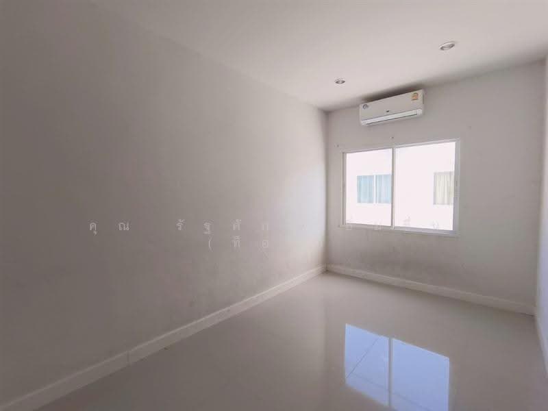 วี-อไลฟ์ 2 ลำลูกกา คลอง 7 (V-Alive 2 Lumlukka Klong 7), Pathum Thani, ถนนเทศบาลลำลูกกา3, Lam Luk Ka, Pathum Thani, 4 Bedrooms, 120 sqm, Townhouse For Sale, by คุณ รัฐศักดิ์ อิ่มชื่น (ท็อป), 500546887 - DDproperty.com