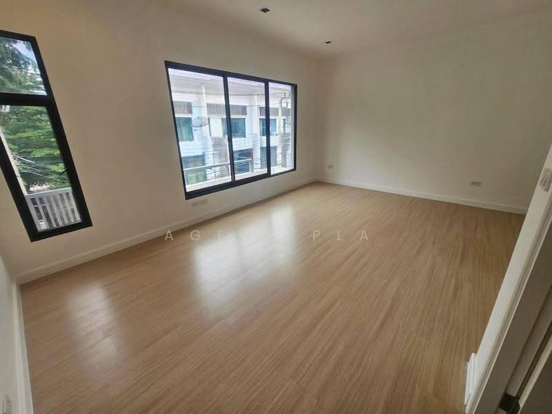 3-Storey Townhome | Residential + Home Office | Bangna-Trad Km.5 (SPSP676), Samut Prakan, บางนา-ตราด กม.5, Bangphli Yai, Bang Plee, Samut Prakan, 3 Bedrooms, 190 sqm, Townhouse For Sale, by Agent Pla, 500546891 - DDproperty.com