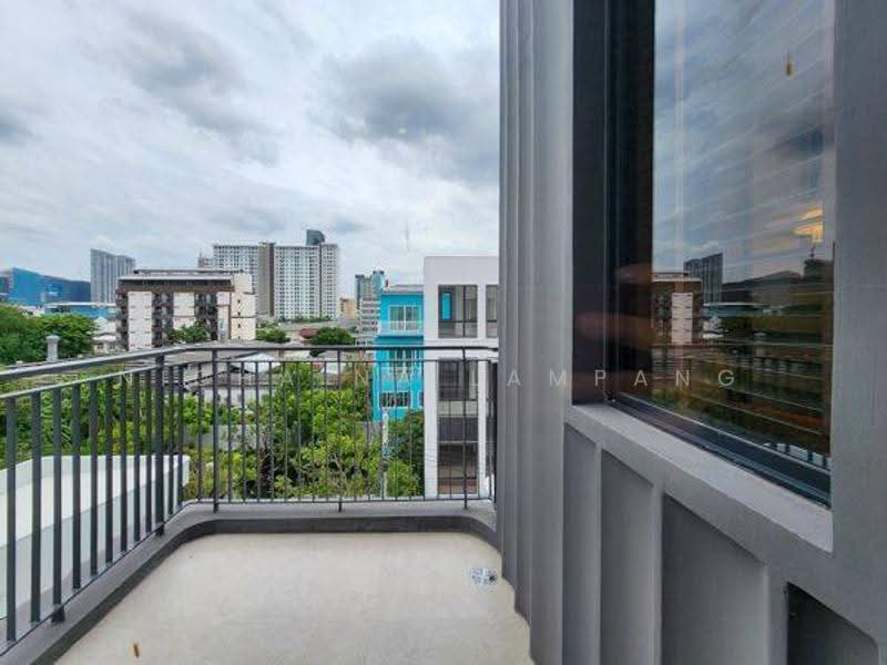3-BR Townhouse, Bangkok, Bang Chak, Phra Khanong, Bangkok, 3 Bedrooms, 209 sqm, Townhouse For Sale, by Nicha Na Lampang, 500546923 - DDproperty.com
