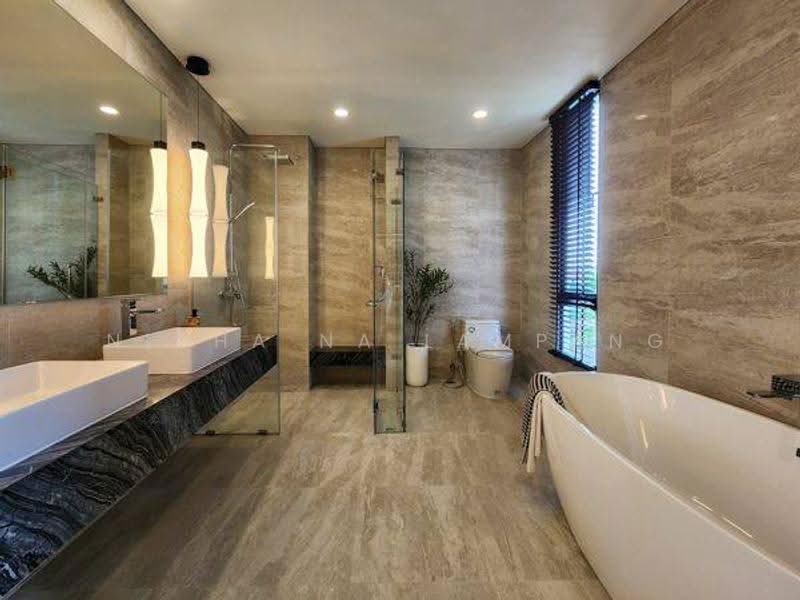 3-BR Townhouse, Bangkok, Bang Chak, Phra Khanong, Bangkok, 3 Bedrooms, 209 sqm, Townhouse For Sale, by Nicha Na Lampang, 500546923 - DDproperty.com