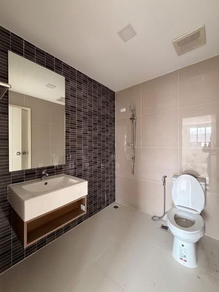 Pruksa Ville 87 Theparak, Samut Prakan, 62 Soi Sri Samit, Bang Mueng, Muang Samut Prakarn, Samut Prakan, 1 Bedroom, 100 sqm, Townhouse For Sale, by The Best Property โม , 500546934 - DDproperty.com