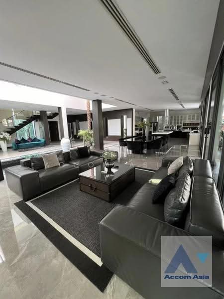 Home Office, Private Swimming Pool 5 Bedrooms House for Rent in Sukhumvit, Bangkok near BTS Ekkamai, กรุงเทพ, คลองตันเหนือ, วัฒนา, กรุงเทพ, 1,200 ตร.ม., บ้านเดี่ยว ให้เช่า, โดย Accom Asia, 500546986 - DDproperty.com