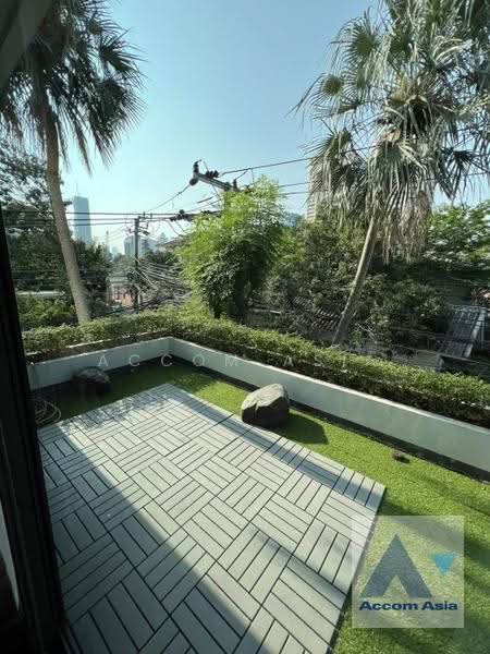 Home Office, Private Swimming Pool 5 Bedrooms House for Rent in Sukhumvit, Bangkok near BTS Ekkamai, Bangkok, Khlong Tan Nua, Watthana, Bangkok, 5 Bedrooms, 1,200 sqm, Single Detached House For Rent, by Accom Asia, 500546986 - DDproperty.com