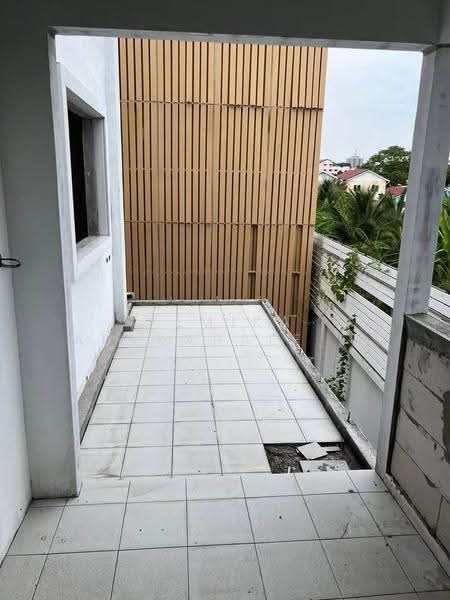 Grandity Sathupradit, กรุงเทพ, ถนน สาธุประดิษฐ์, บางโคล่, บางคอแหลม, กรุงเทพ, 250 ตร.ม., ทาวน์เฮ้าส์ ขาย, โดย Pemika Aukkaraleekul, 500547184 - DDproperty.com