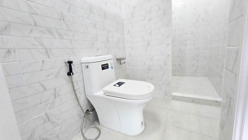 ommercial Building for Sale – Renovated, D.K. Village, Bang Bon, Bangkok, Bang Bon, Bangkok, , 300 sqm, Shophouse For Sale, by HOMEPLUS REALTY - คุณหนึ่ง, 500547195 - DDproperty.com