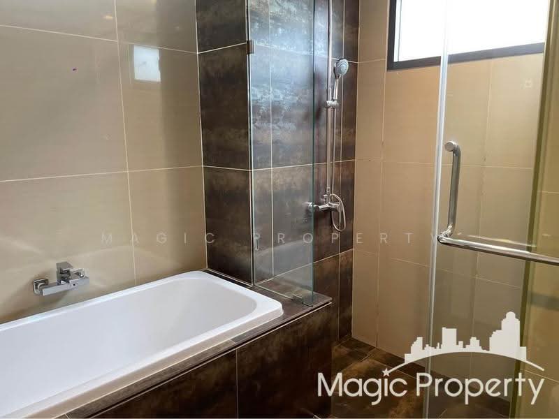 Qube Suites Sukhumvit 46, Bangkok, 30 Sukhumvit Road, Phra Kanong, Khlong Toei, Bangkok, 2 Bedrooms, 60 sqm, Condo For Rent, by Magic Property, 500547202 - DDproperty.com