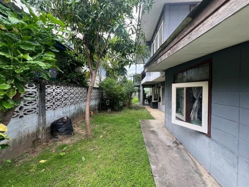 บ้านปัฐวิกรณ์ 1 (Baan Patthawikorn 1), Bangkok, ถนนนวมินทร์, Khlong Kum, Bueng Kum, Bangkok, 4 Bedrooms, 300 sqm, Single Detached House For Sale, by คุณ ปิยะพงษ์ อินทโต (ต๊าฟ), 500547211 - DDproperty.com