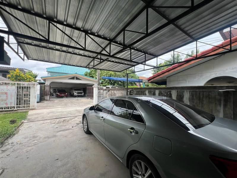 บ้านปัฐวิกรณ์ 1 (Baan Patthawikorn 1), Bangkok, ถนนนวมินทร์, Khlong Kum, Bueng Kum, Bangkok, 4 Bedrooms, 300 sqm, Single Detached House For Sale, by คุณ ปิยะพงษ์ อินทโต (ต๊าฟ), 500547211 - DDproperty.com