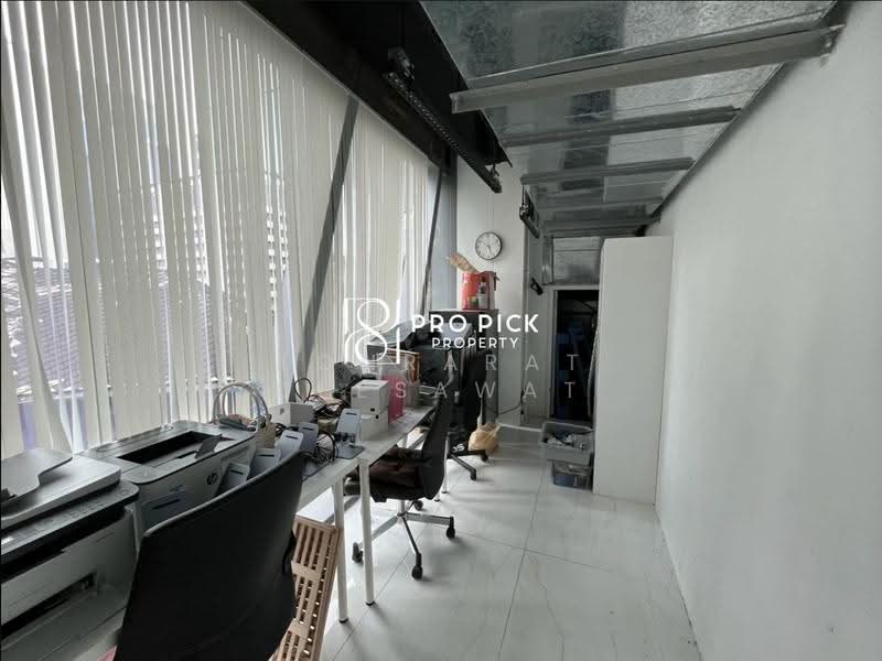 For Rent Retail Space 209 Sqm. BTS Ploen Chit Lumpini Pathumwan Bangkok PP-00587, Bangkok, Lumphini, Pathum Wan, Bangkok, , 209 sqm, Retail Space For Rent, by Konrarat Deesawat, 500547353 - DDproperty.com