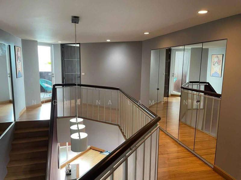 Tai Ping Towers, Bangkok, 582 Soi Sukhumvit 63, Khlong Tan Nua, Watthana, Bangkok, 4 Bedrooms, 231 sqm, Condo For Sale, by Nicha Na Lampang, 500547360 - DDproperty.com