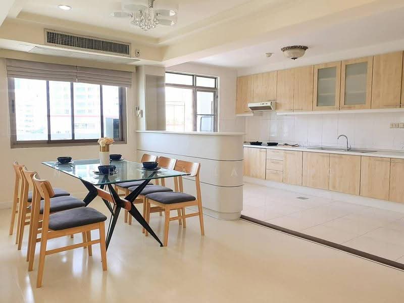 Royal Castle Sukhumvit, Bangkok, 30 Soi Sukhumvit 39, Khlongtoei Nua, Watthana, Bangkok, 3 Bedrooms, 164 sqm, Condo For Sale, by Nicha Na Lampang, 500547419 - DDproperty.com