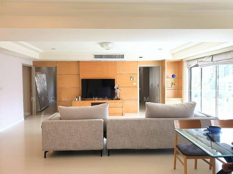 Royal Castle Sukhumvit, Bangkok, 30 Soi Sukhumvit 39, Khlongtoei Nua, Watthana, Bangkok, 3 Bedrooms, 164 sqm, Condo For Sale, by Nicha Na Lampang, 500547419 - DDproperty.com