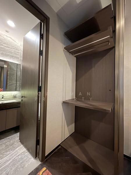 The Esse Sukhumvit 36, Bangkok, Soi Sukhumvit 36, Sukhumvit Road, Phra Kanong, Khlong Toei, Bangkok, 1 Bedroom, 38 sqm, Condo For Rent, by Caveman Property, 500547431 - DDproperty.com