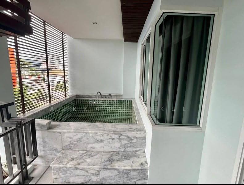 The Next Garden Suites, Bangkok, 111 Soi Sukhumvit 52, Sukhumvit Road, Bang Chak, Phra Khanong, Bangkok, 1 Bedroom, 52 sqm, Condo For Sale, by Pemika Aukkaraleekul, 500547517 - DDproperty.com