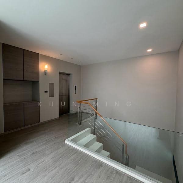 MYST Onnut-Srinakarin, Bangkok, On Nut 64 Alley, Suan Luang, Bangkok, , 400 sqm, Office Space For Sale, by Khun Ming, 500547526 - DDproperty.com
