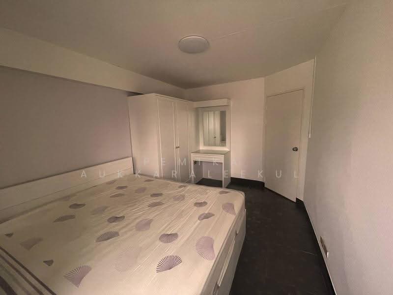 Thonglor Tower, Bangkok, Soi Thonglor, Sukhumvit 55 Road, Khlongtoei Nua, Watthana, Bangkok, 2 Bedrooms, 50 sqm, Condo For Sale, by Pemika Aukkaraleekul, 500547564 - DDproperty.com