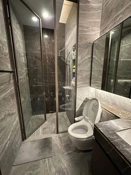 The Esse Sukhumvit 36, Bangkok, Soi Sukhumvit 36, Sukhumvit Road, Phra Kanong, Khlong Toei, Bangkok, 1 Bedroom, 43 sqm, Condo For Sale, by Pemika Aukkaraleekul, 500547570 - DDproperty.com