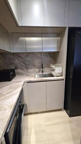 Via 61, Bangkok, Khlong Tan Nua, Watthana, Bangkok, 2 Bedrooms, 101 sqm, Condo For Rent, by Knight Frank Chartered (Thailand) Co.,Ltd, 500547696 - DDproperty.com