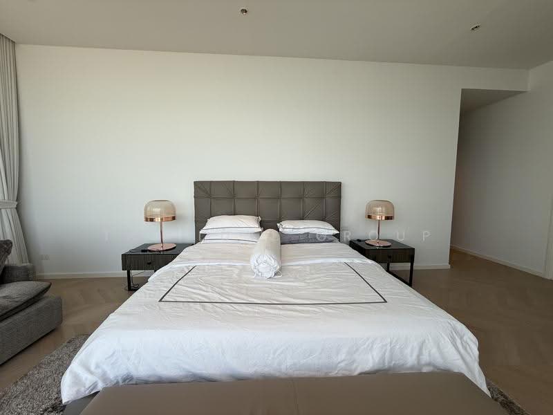 Four Seasons Private Residences, Bangkok, 300 Charoen Krung Road, Yan Nawa, Sathon, Bangkok, 3 Bedrooms, 223 sqm, Condo For Rent, by The Luxe Group, 500547710 - DDproperty.com
