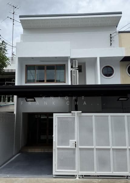 ทาวน์โฮม ซอย ถนนจันทน์ 16, กรุงเทพ, ทุ่งวัดดอน, สาทร, กรุงเทพ, 140 ตร.ม., ทาวน์เฮ้าส์ ให้เช่า, โดย Knight Frank Chartered (Thailand) Co.,Ltd, 500547758 - DDproperty.com