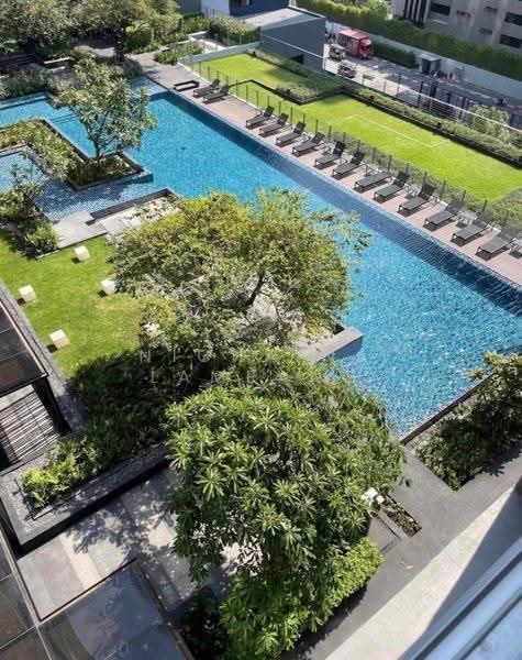 The Base Sukhumvit 77, Bangkok, 289 Sukhumvit 77 Road, Phra Kanong Nua, Watthana, Bangkok, 2 Bedrooms, 60 sqm, Condo For Sale, by Nicha Na Lampang, 500547785 - DDproperty.com