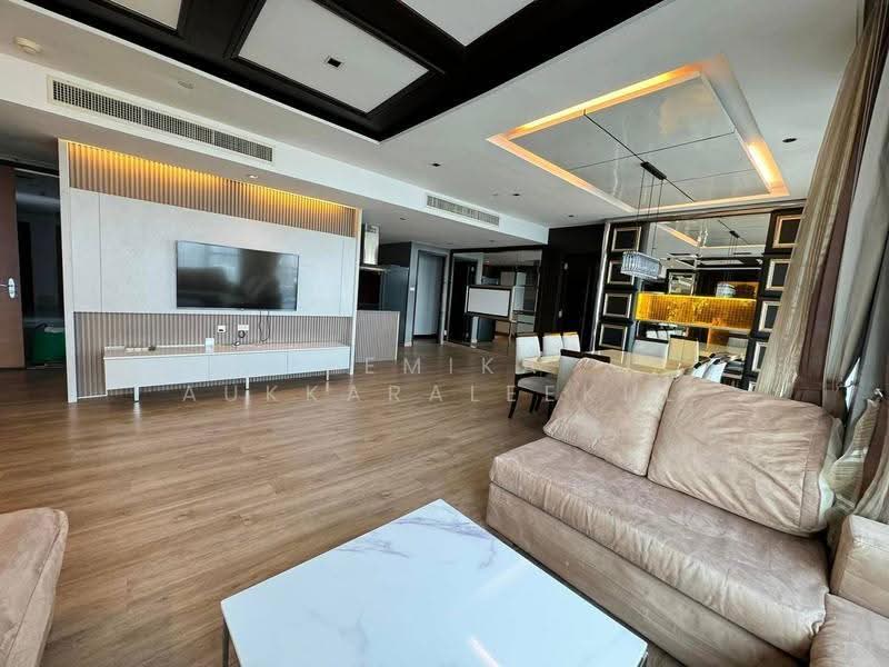 Fullerton Sukhumvit, Bangkok, Sukhumvit Road, Khlong Tan Nua, Watthana, Bangkok, 4 Bedrooms, 152 sqm, Condo For Sale, by Pemika Aukkaraleekul, 500547787 - DDproperty.com
