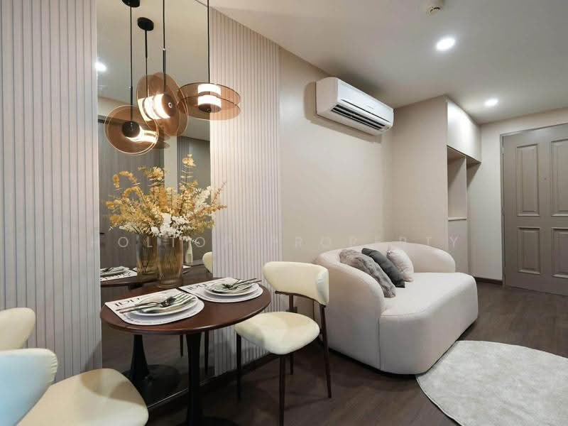 The Clover Thonglor Residence, Bangkok, Soi Sukhumvit 55, Khlong Tan Nua, Watthana, Bangkok, 1 Bedroom, 36 sqm, Condo For Sale, by Holtop Property, 500547820 - DDproperty.com