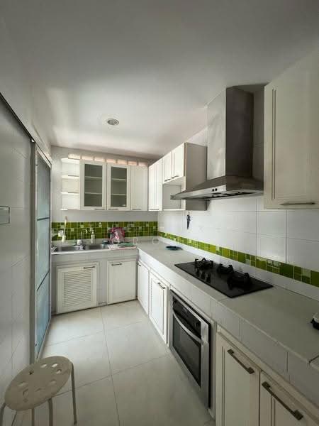 Thanapat Haus Sathorn - Narathiwas, Bangkok, Soi Chuen Chitrung, Nontri Road, Chong Nonsi, Yan Nawa, Bangkok, 4 Bedrooms, 250 sqm, Townhouse For Sale, by The Luxe Group, 500547833 - DDproperty.com