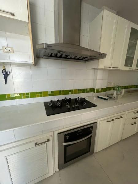 Thanapat Haus Sathorn - Narathiwas, Bangkok, Soi Chuen Chitrung, Nontri Road, Chong Nonsi, Yan Nawa, Bangkok, 4 Bedrooms, 250 sqm, Townhouse For Sale, by The Luxe Group, 500547833 - DDproperty.com